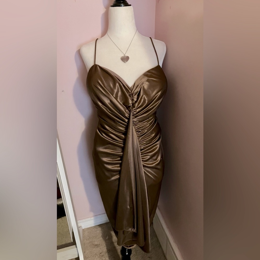 LE CHATEAU - brown sparky dress